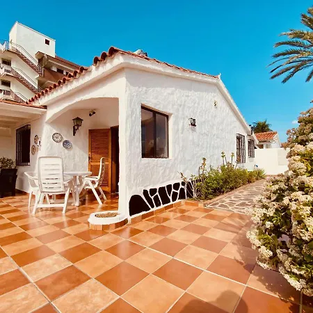 Holiday Bungalow With Terrace In Playa del Inglés